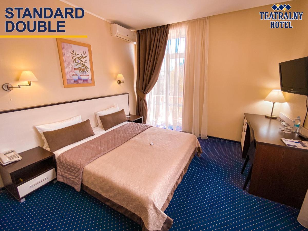 Teatralny Hotel Zaporizhia Bagian luar foto